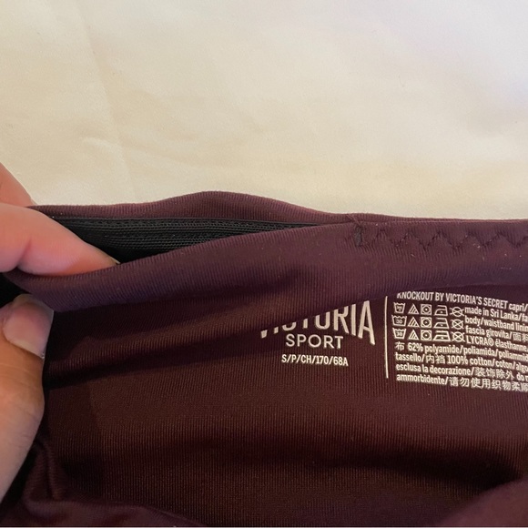 Victoria's Secret Knockout Capri Leggings Cheetah Print Mesh - Picture 9 of 11